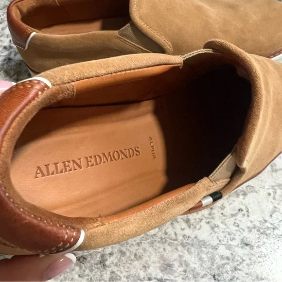Allen Edmons men Alpha suedeSlip on‎ sneaker size 8